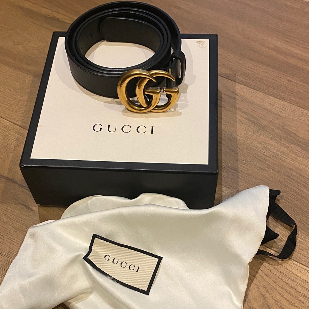 Gucci Black Belt with Gold Double G Buckle